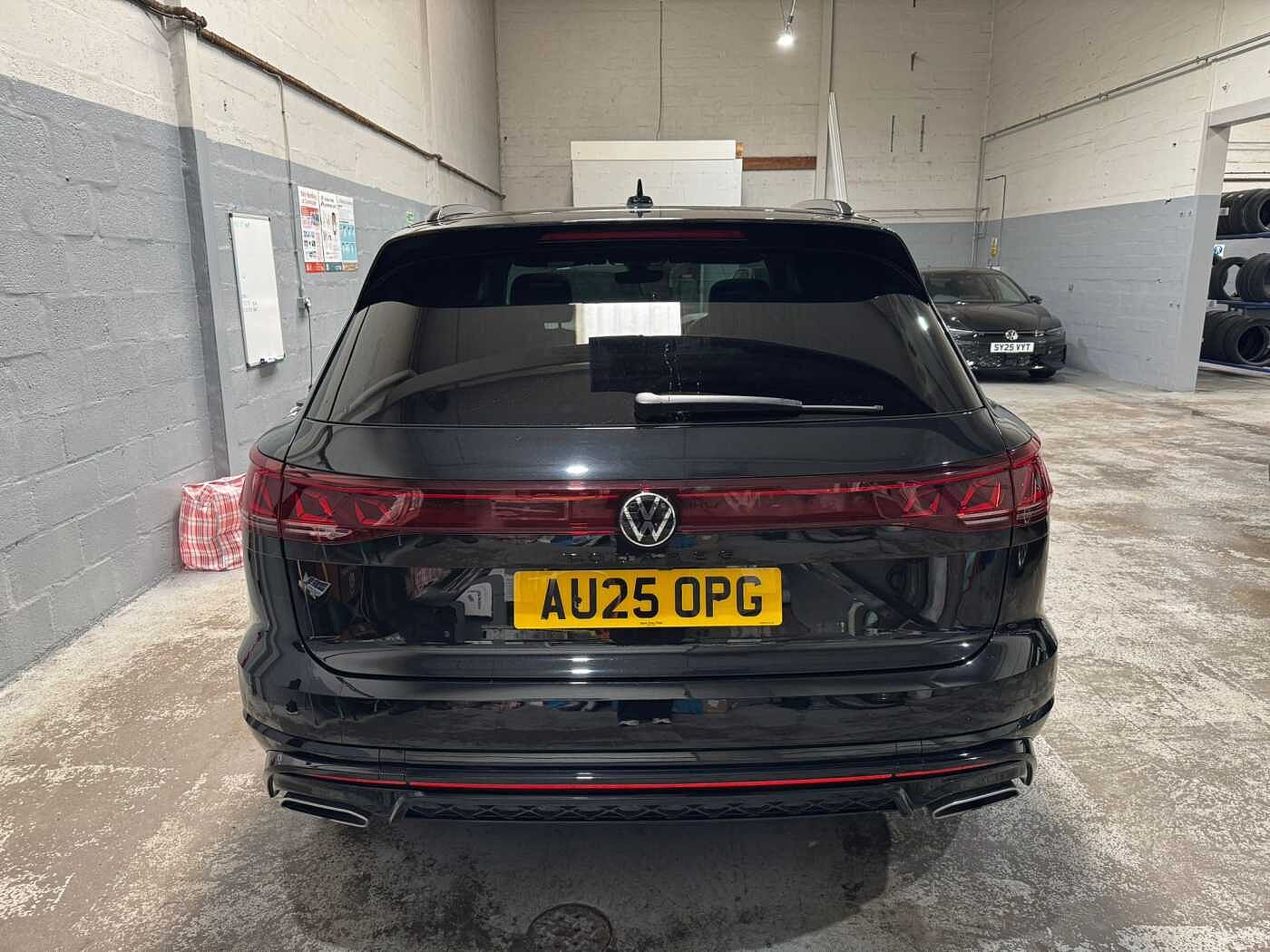 Used Volkswagen Touareg 2025 for sale - 76680260: Photo 9