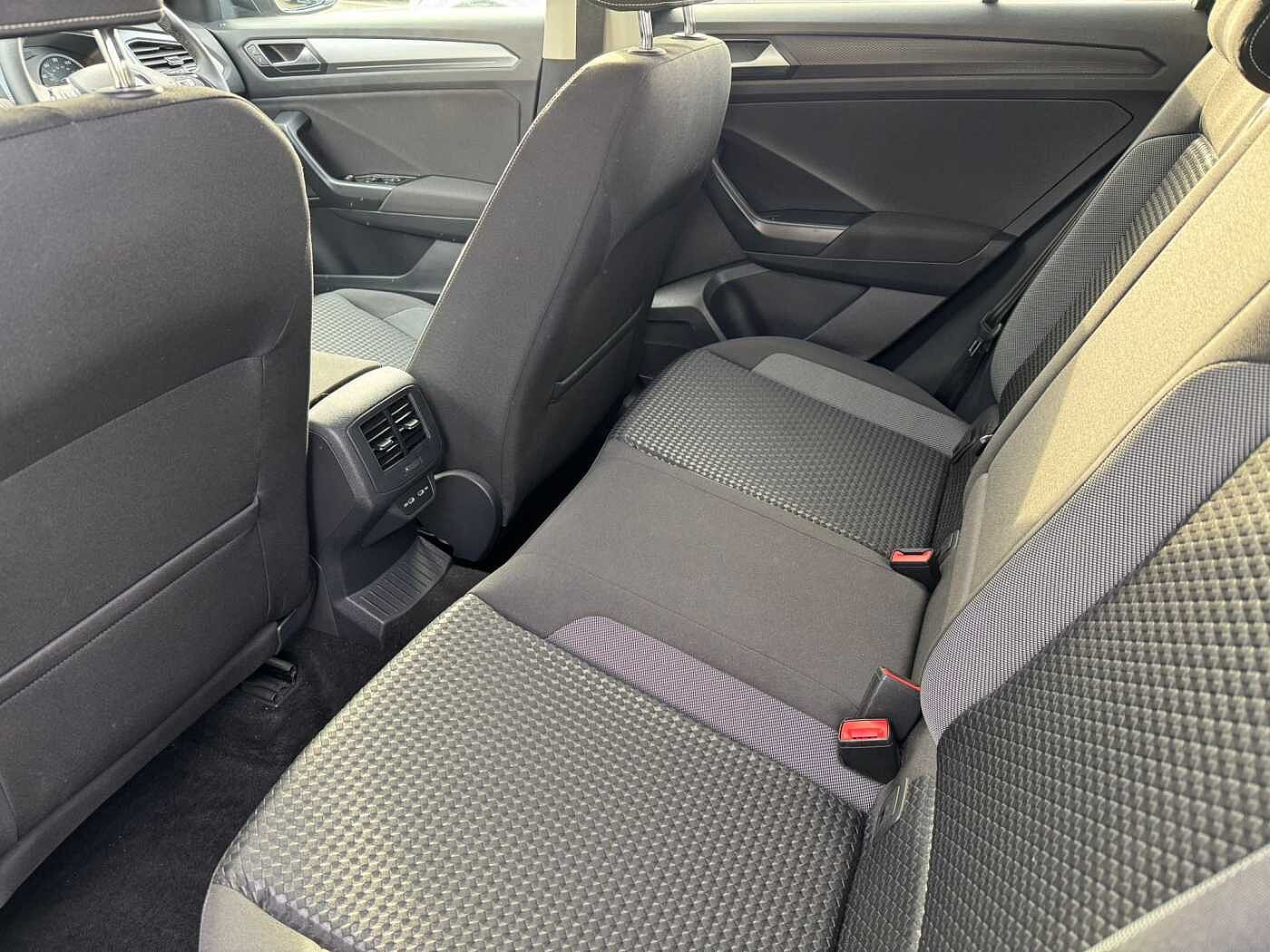 Used Volkswagen T-Roc 2021 for sale - 76674190: Photo 8