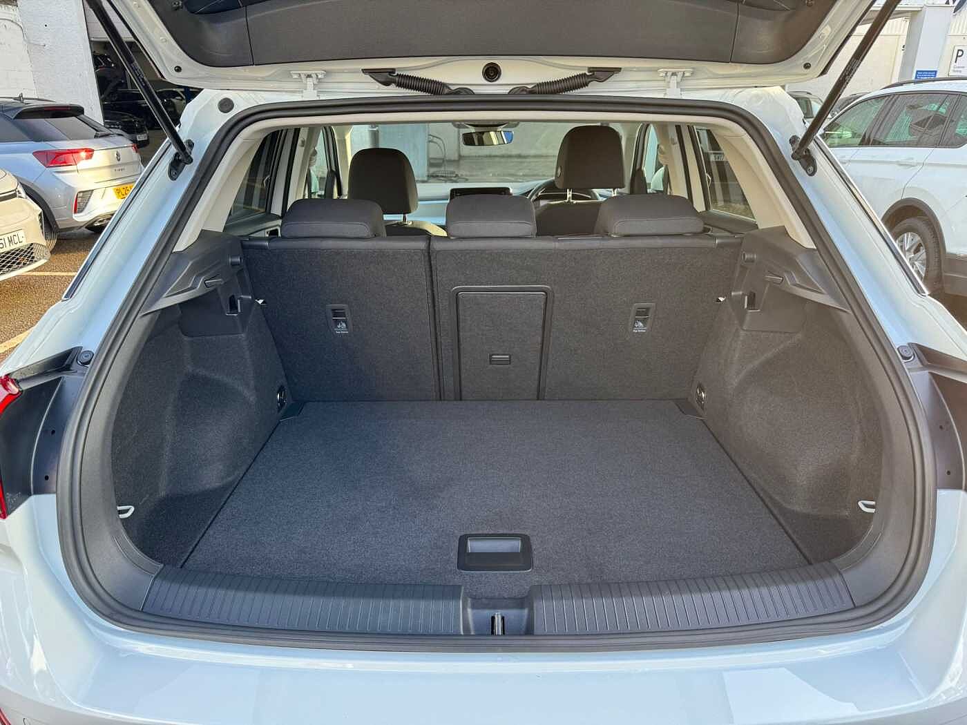 Used Volkswagen T-Roc 2024 for sale - 76677138: Photo 10