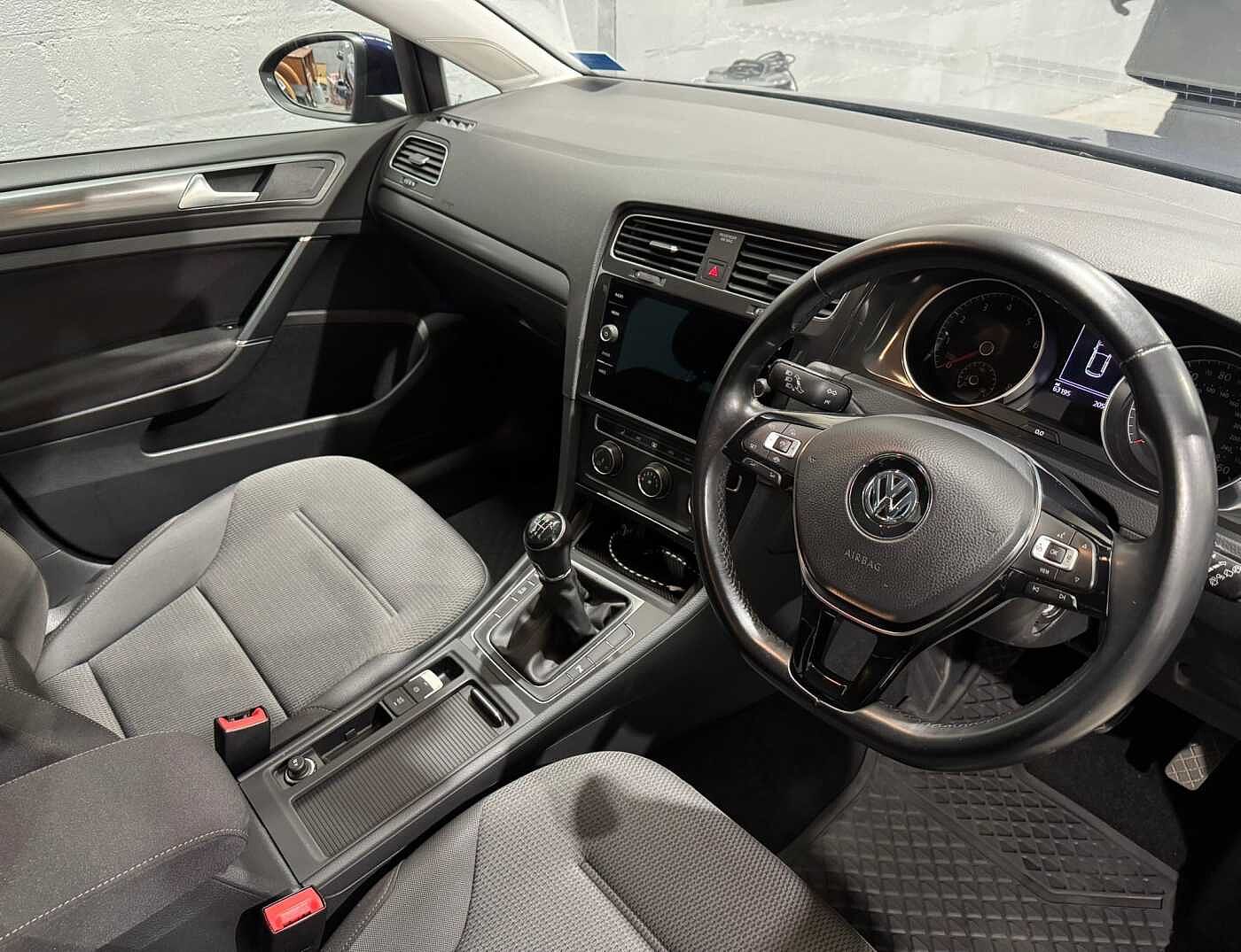 Used Volkswagen Golf 2019 for sale - 76930987: Photo 6