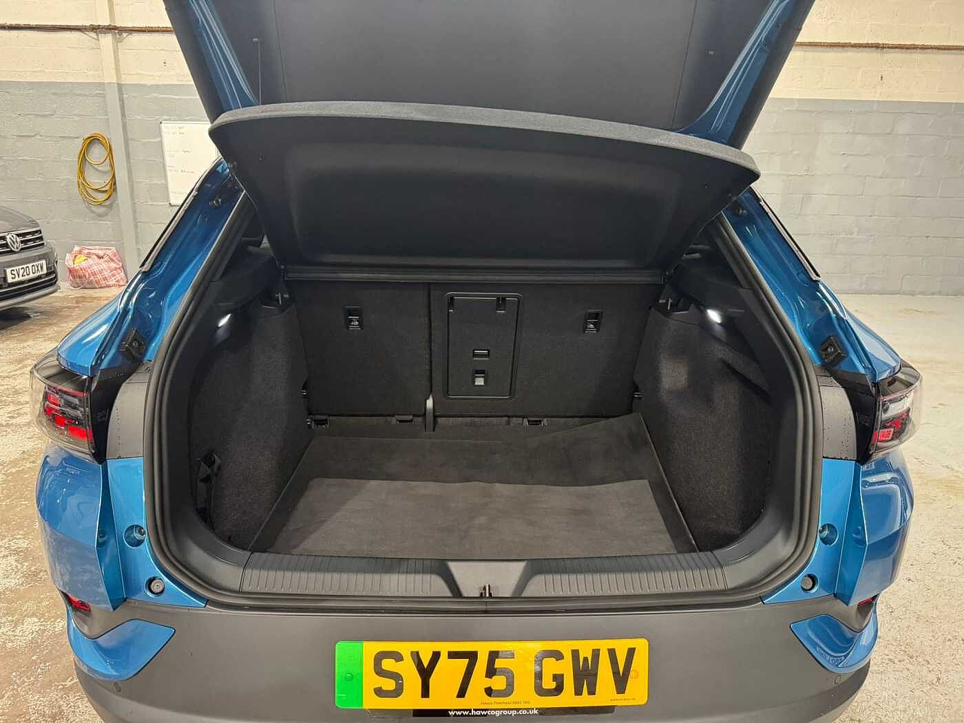 Used Volkswagen ID.4 2025 for sale - 76678075: Photo 10