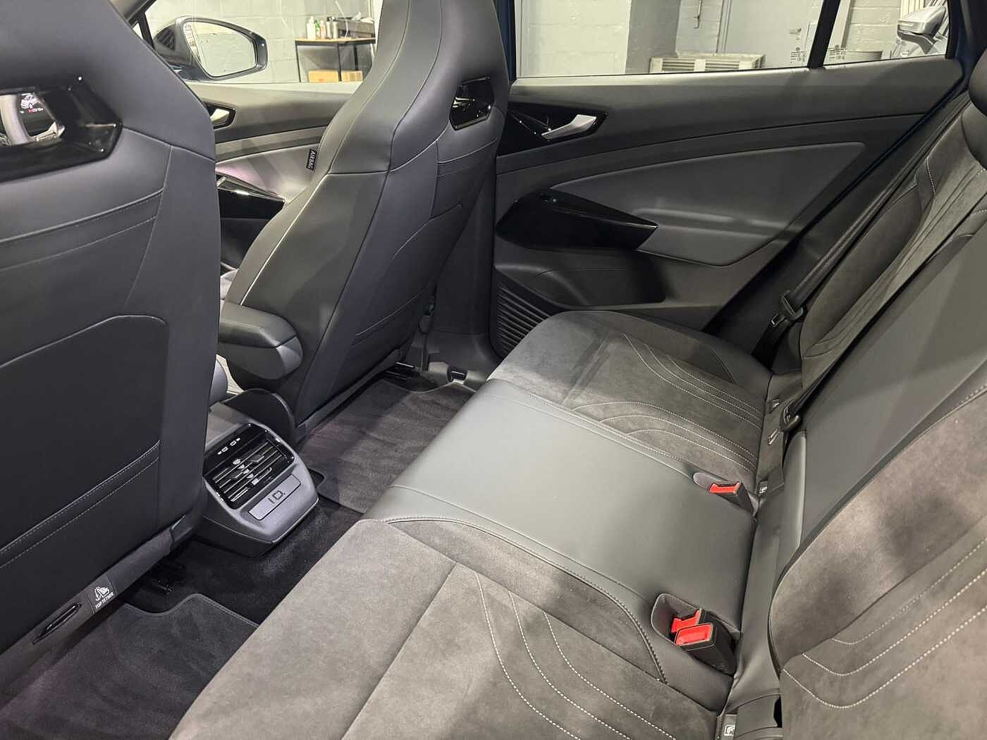 Used Volkswagen ID.4 2025 for sale - 77649655: Photo 8