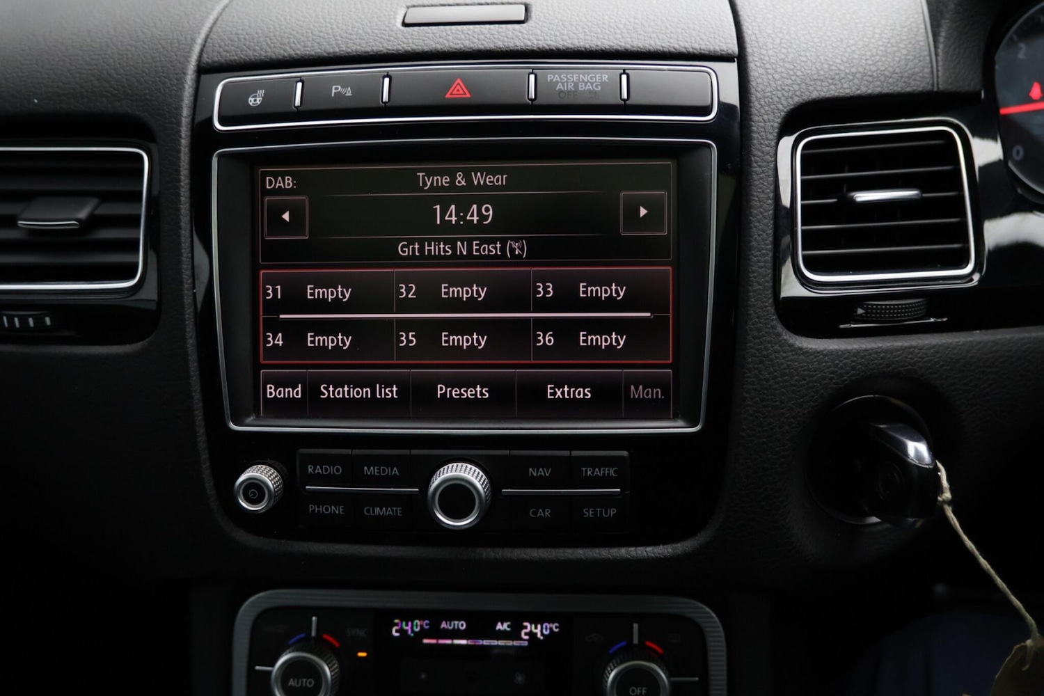 Used Volkswagen Touareg for sale - 77808417: Photo 37