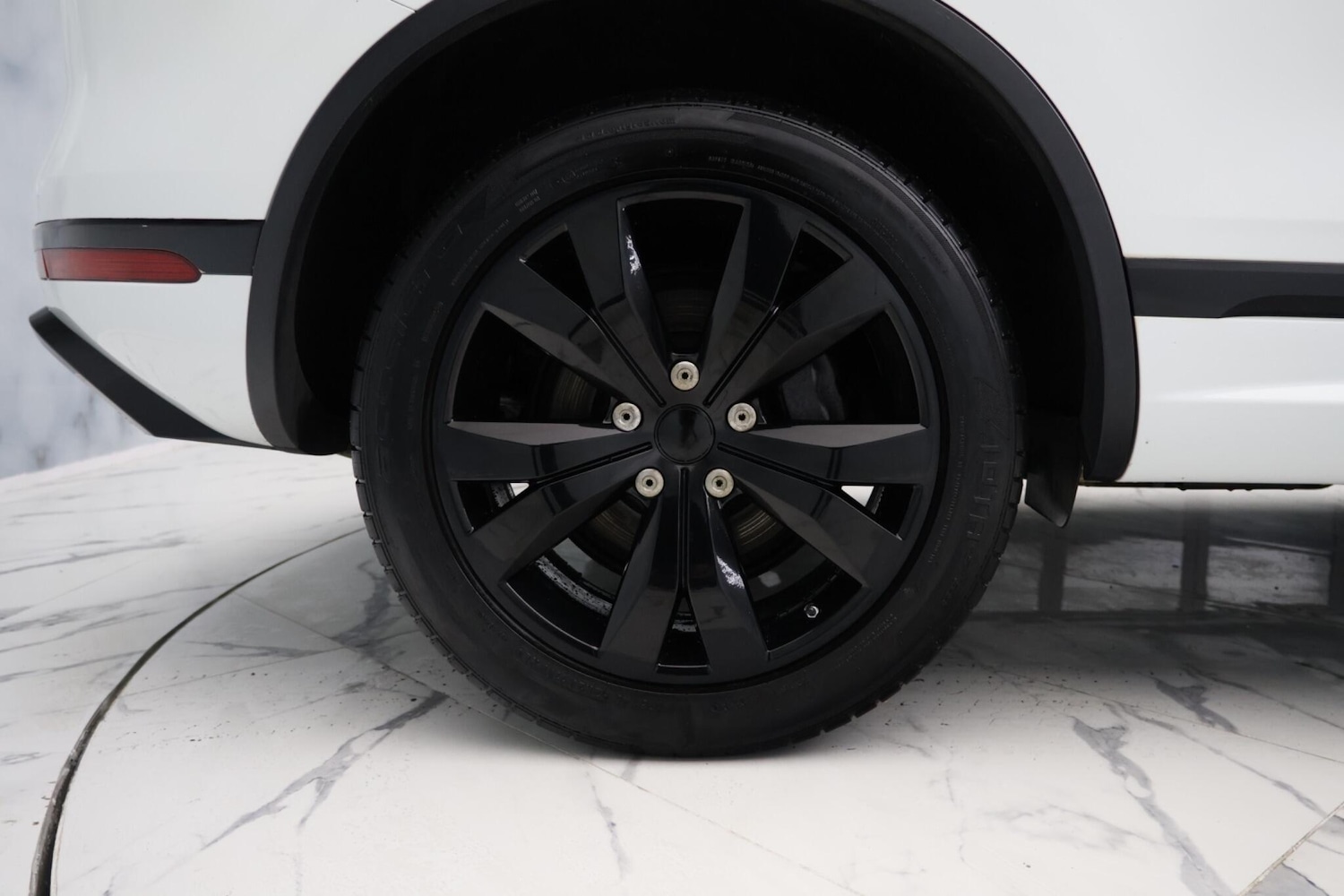 Used Volkswagen Touareg for sale - 77808417: Photo 44