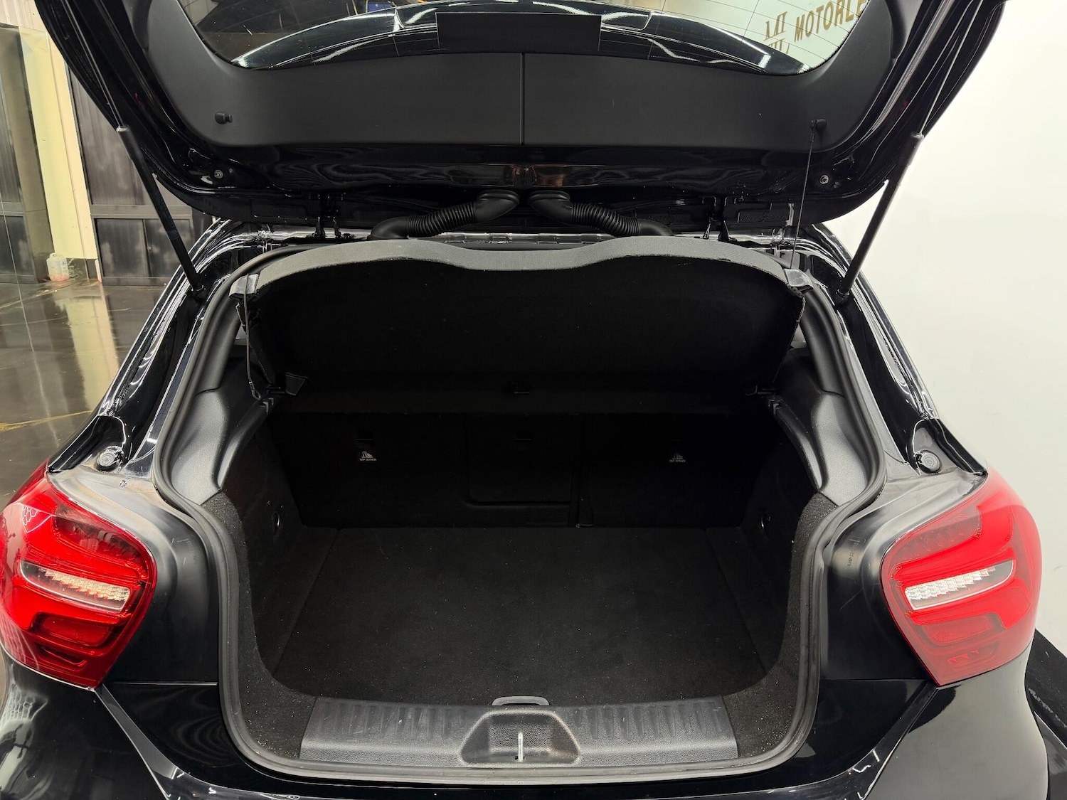 Used Mercedes-Benz A-Class for sale - 77598245: Photo 14