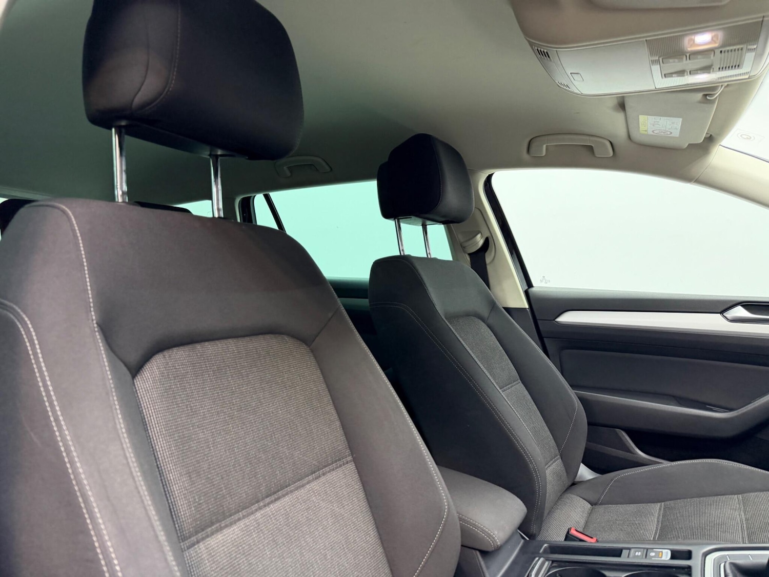 Used Volkswagen Passat 2015 for sale - 77598286: Photo 48