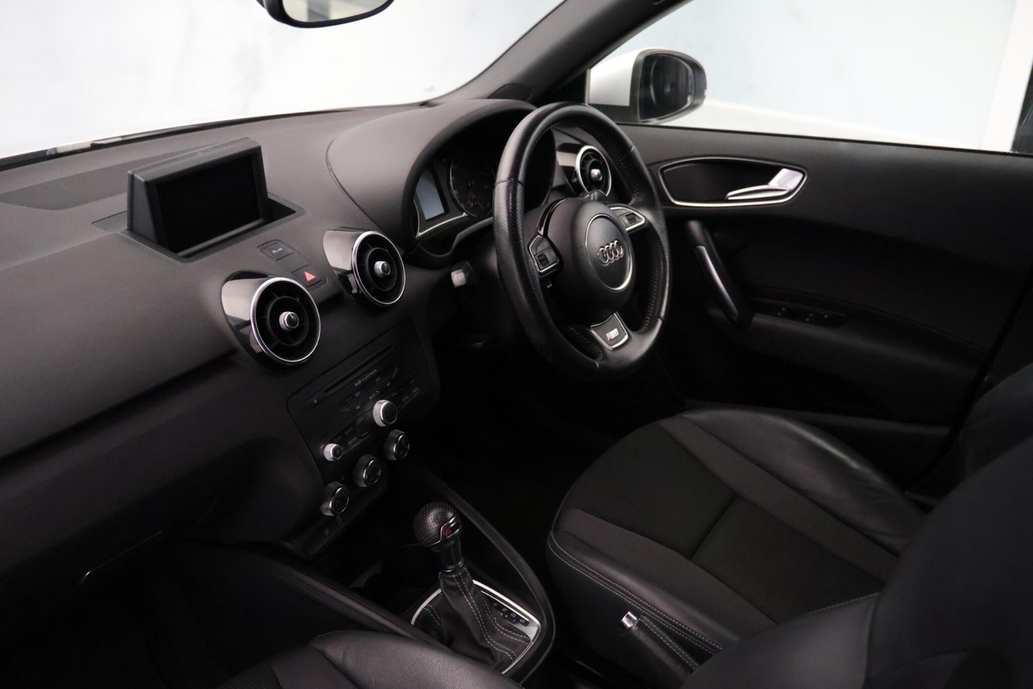 Used Audi A1 for sale - 77909605: Photo 14