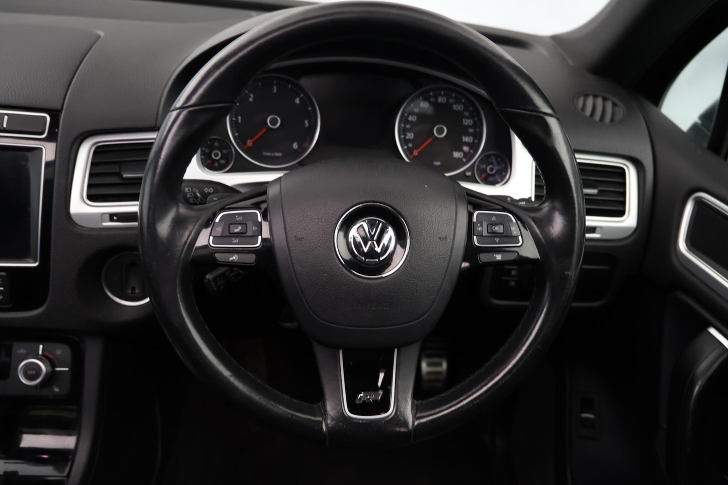 Used Volkswagen Touareg 2018 for sale - 78007566: Photo 24