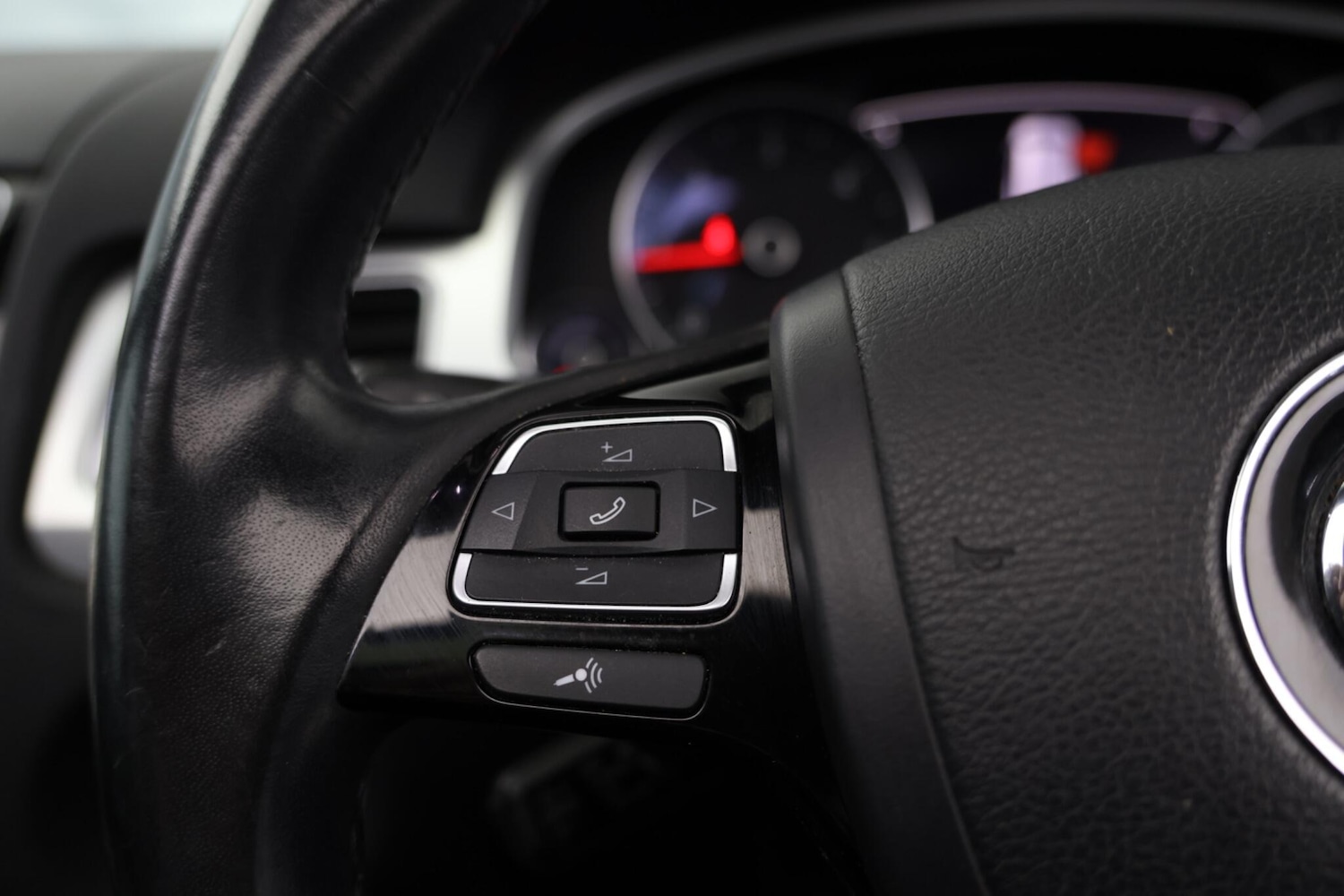 Used Volkswagen Touareg 2018 for sale - 78007566: Photo 25