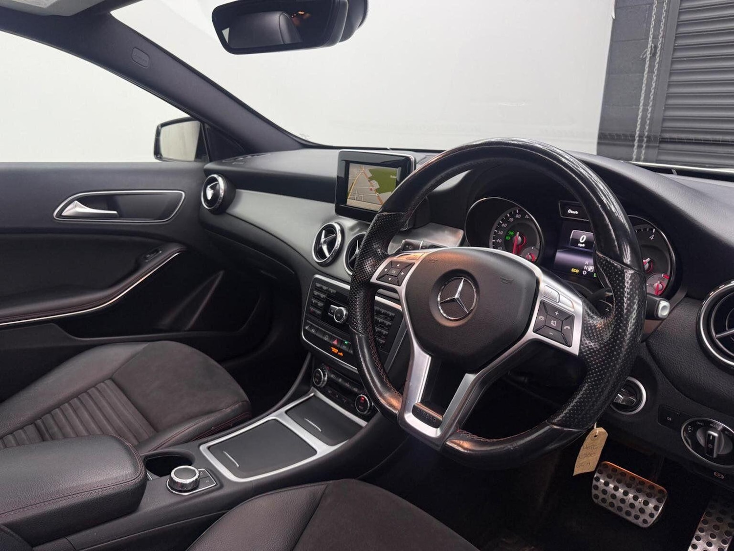 Used Mercedes-Benz GLA for sale - 77599113: Photo 2