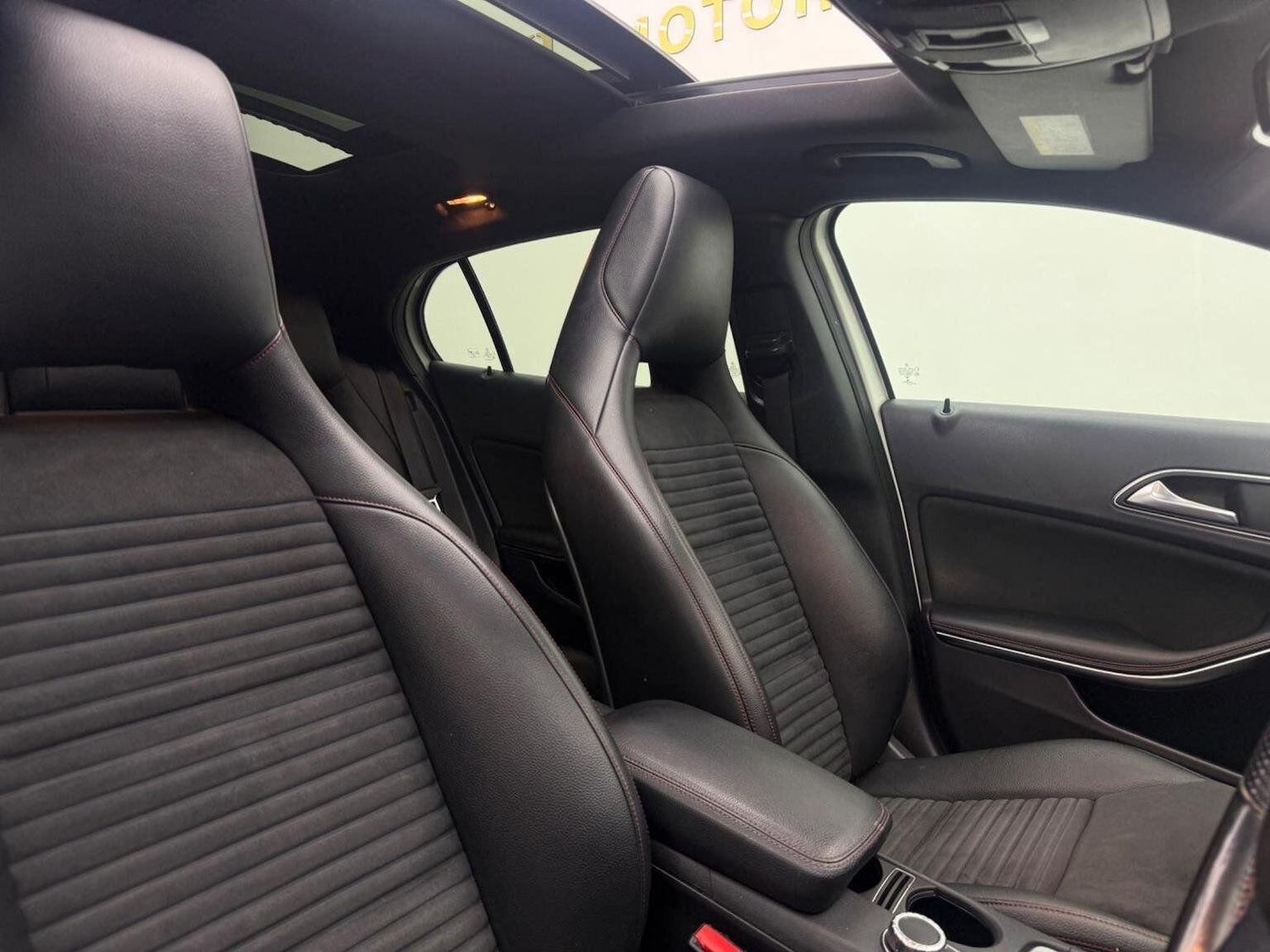 Used Mercedes-Benz GLA for sale - 77599113: Photo 31