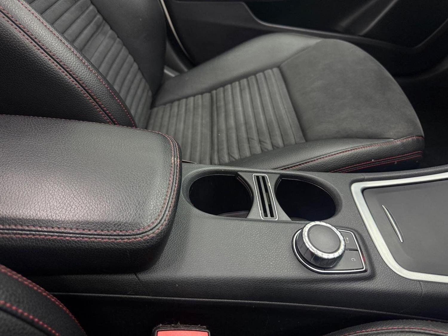 Used Mercedes-Benz GLA for sale - 77599113: Photo 51