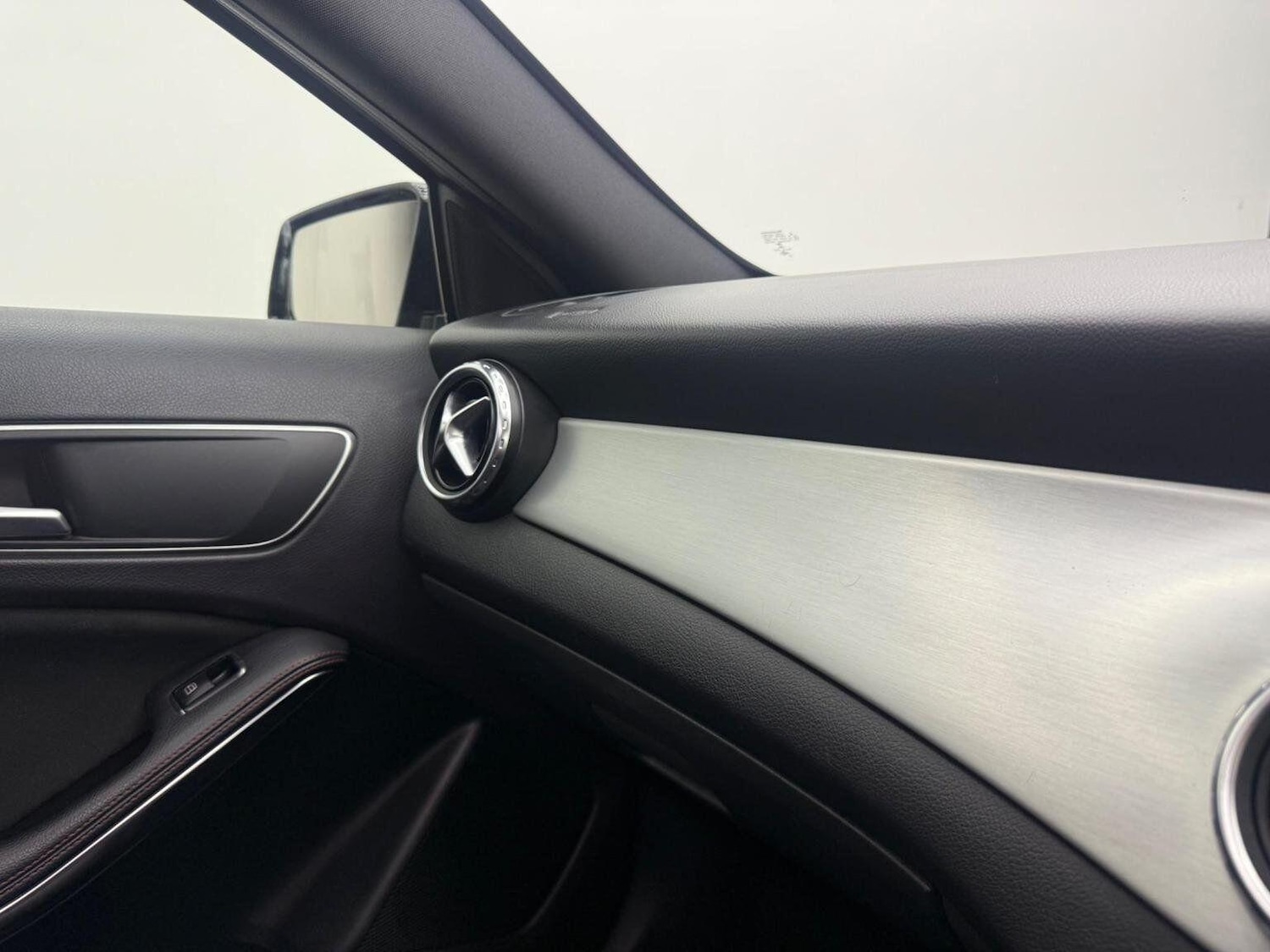 Used Mercedes-Benz GLA for sale - 77599113: Photo 53