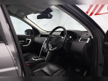 Used Land Rover Discovery Sport 2016 for sale - 79576919: Photo