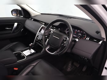 Used Land Rover Discovery Sport 2019 for sale - 79425948: Photo