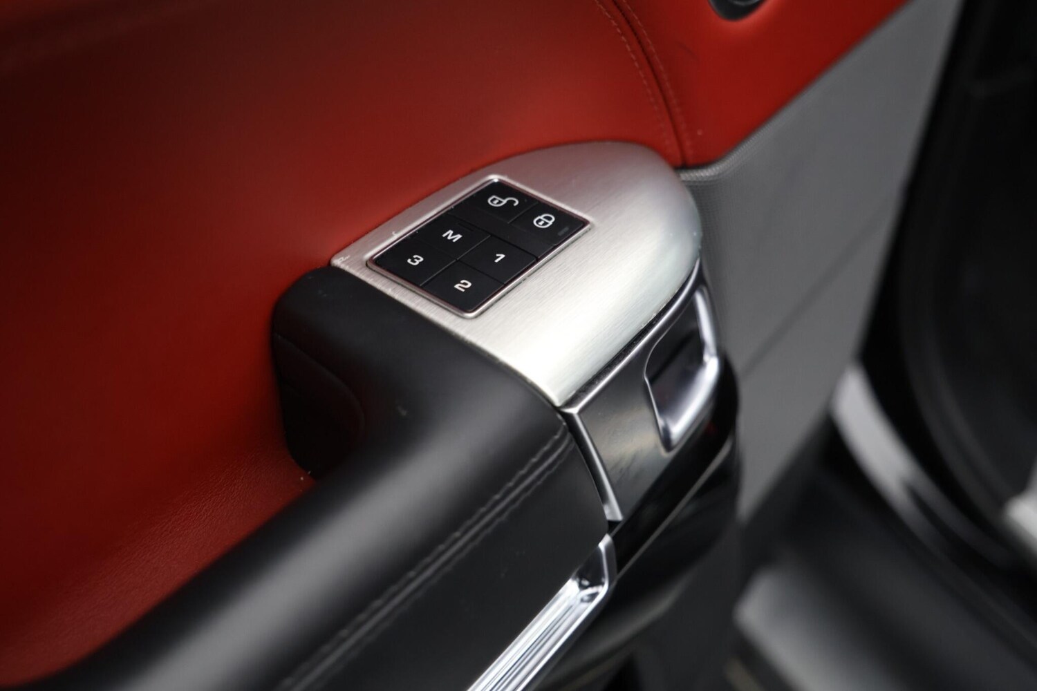 Used Land Rover Range Rover Sport 2019 for sale - 77783332: Photo 38