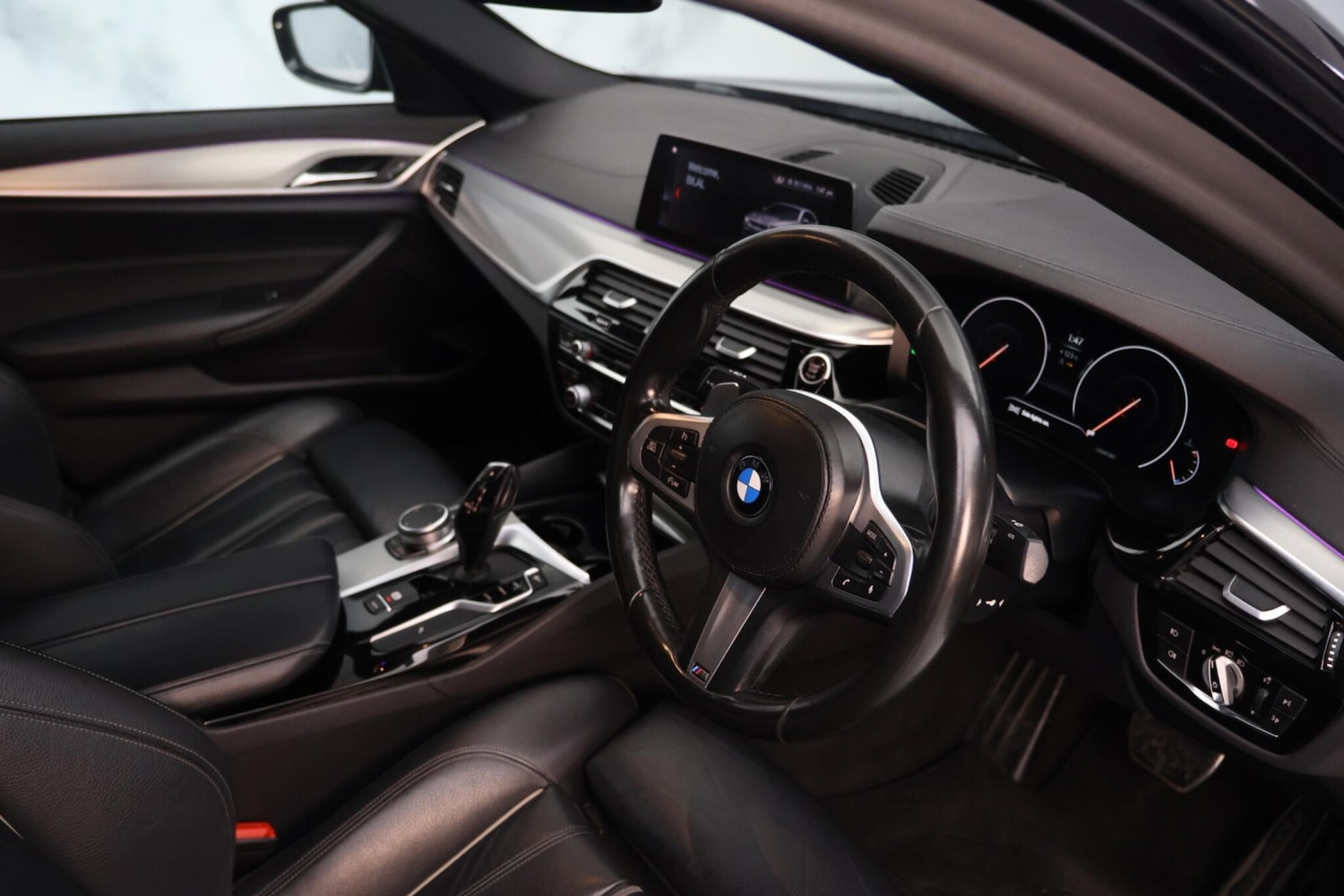 Used BMW 5 Series 2019 for sale - 77696665: Photo 2