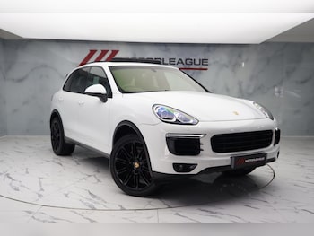 Used Porsche Cayenne 2016 for sale - 79387932: Photo