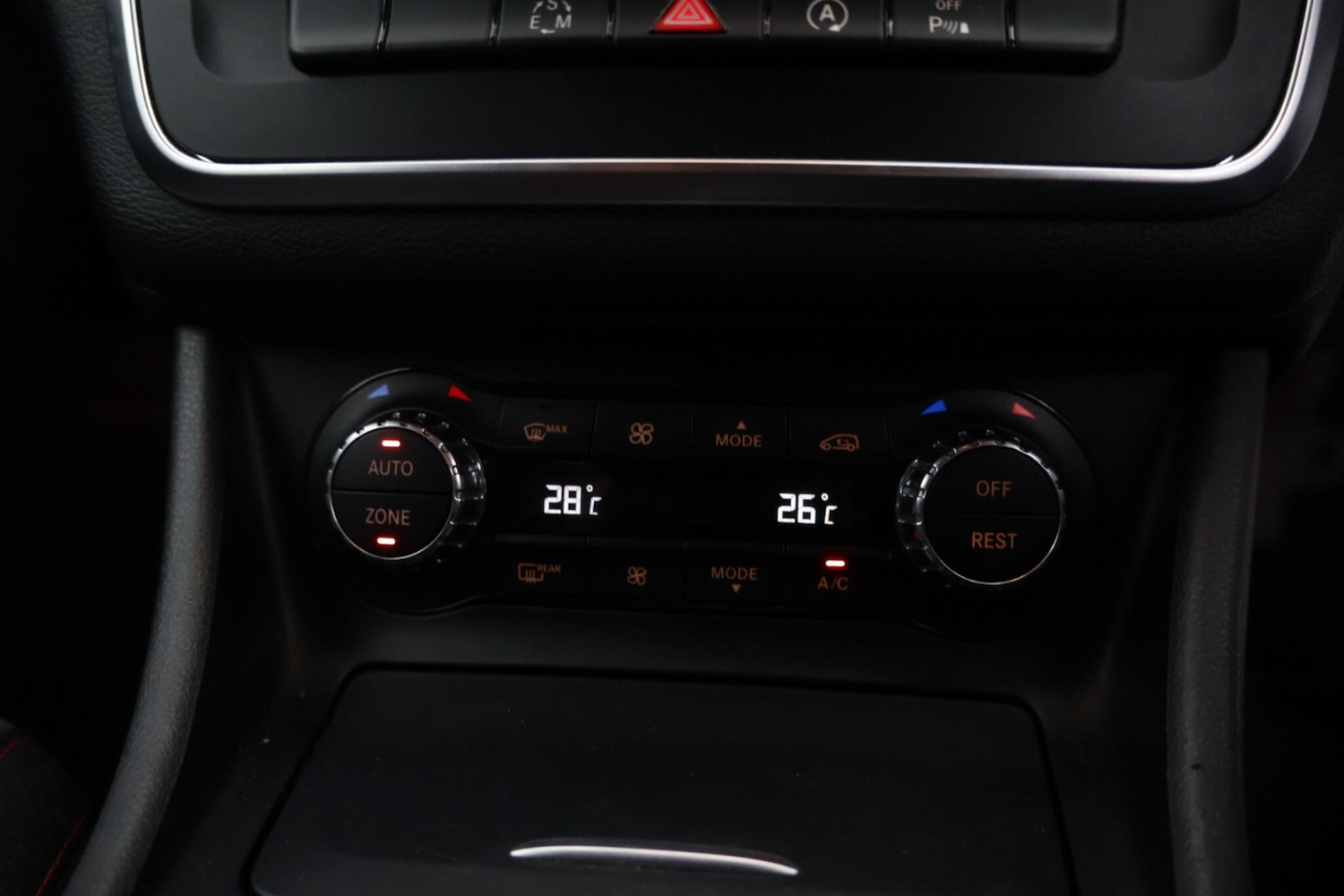 Used Mercedes-Benz CLA 2015 for sale - 77633609: Photo 27