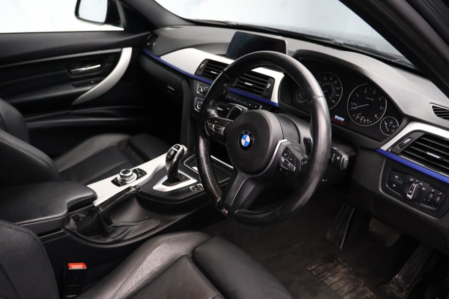 Used BMW 3 Series 2014 for sale - 77794314: Photo 2