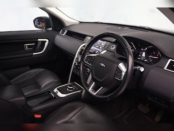 Used Land Rover Discovery Sport 2016 for sale - 79012361: Photo