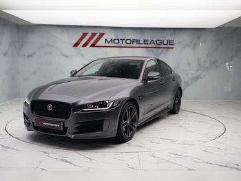 Used Jaguar XE 2017 for sale - 79532823: Photo