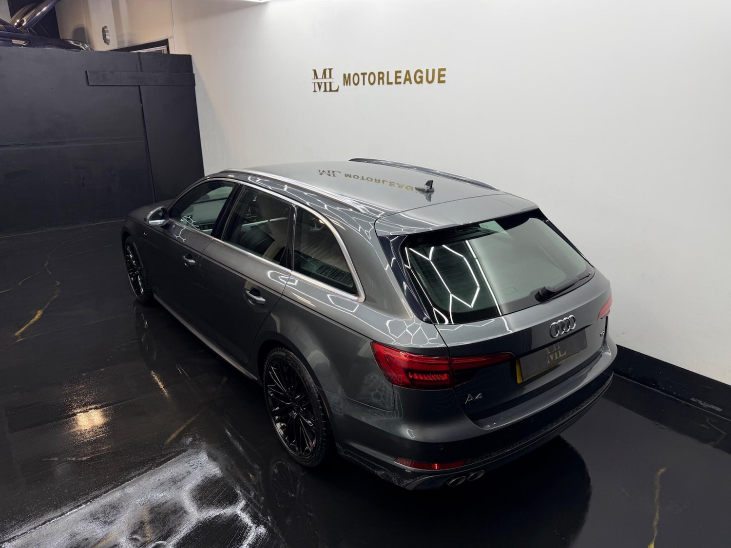 Used Audi A4 2017 for sale - 77598311: Photo 12