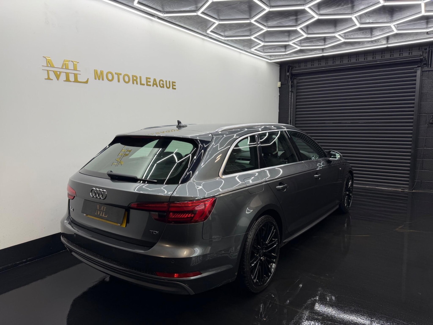 Used Audi A4 2017 for sale - 77598311: Photo 16