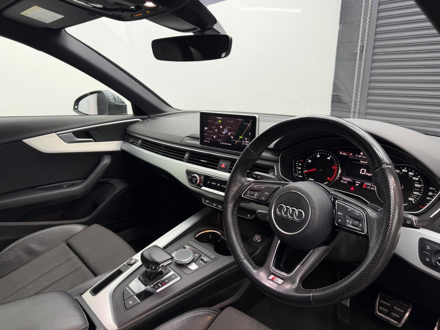 Used Audi A4 2017 for sale - 77598311: Photo 2