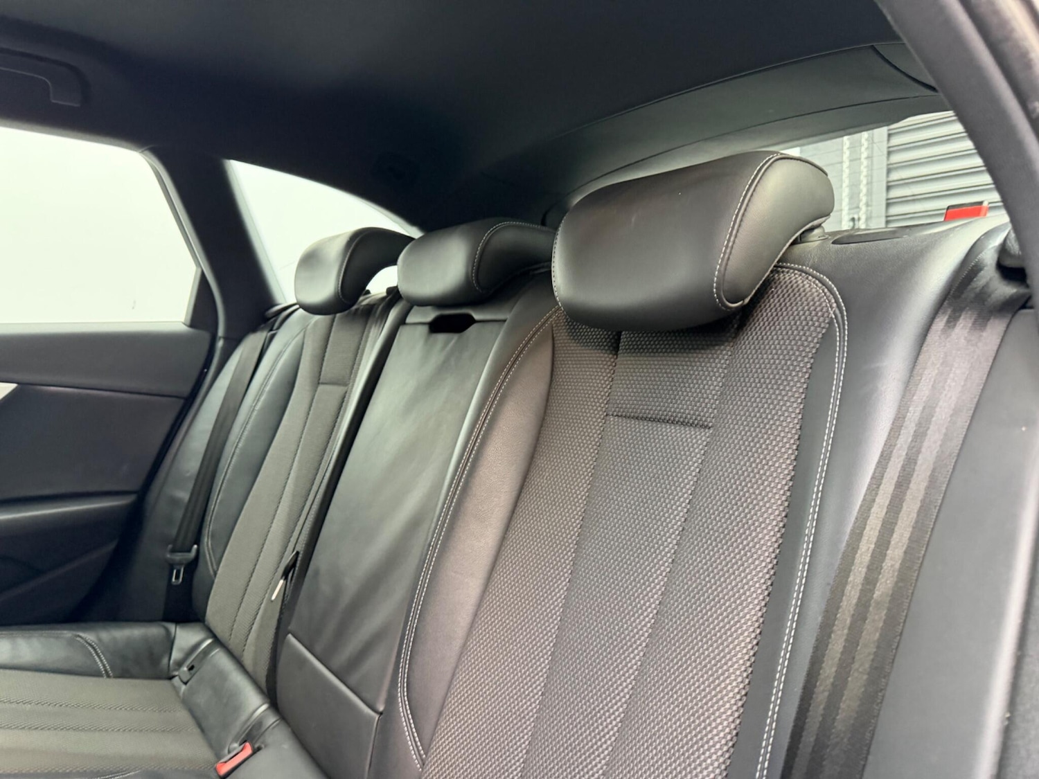 Used Audi A4 2017 for sale - 77598311: Photo 44