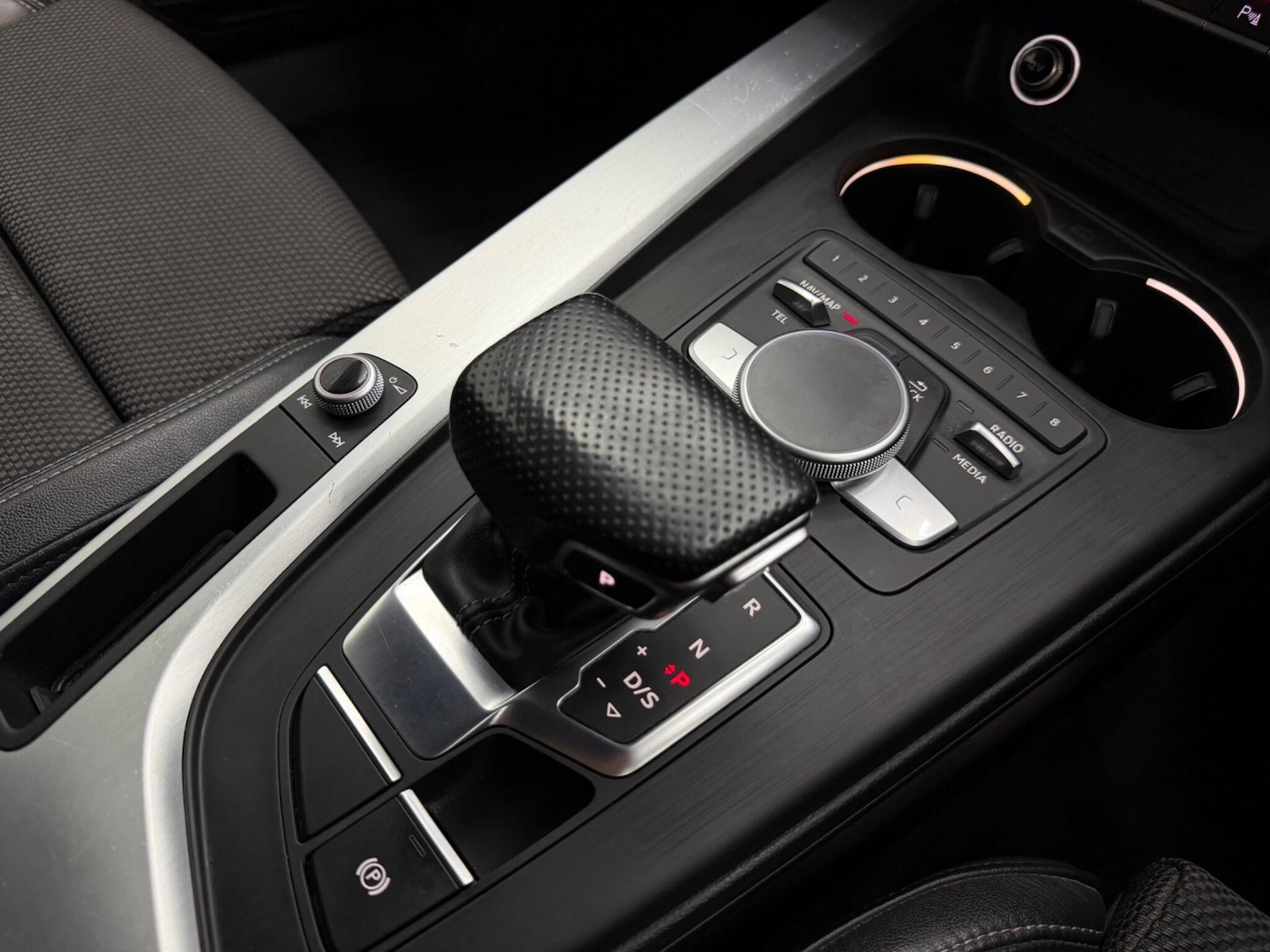 Used Audi A4 2017 for sale - 77598311: Photo 48