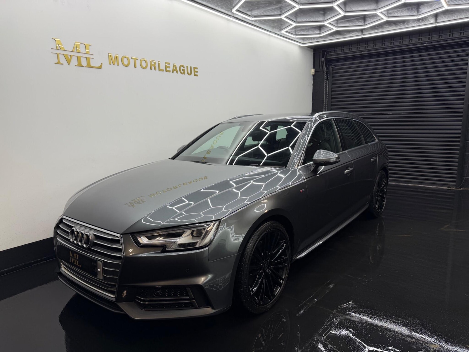 Used Audi A4 2017 for sale - 77598311: Photo 6