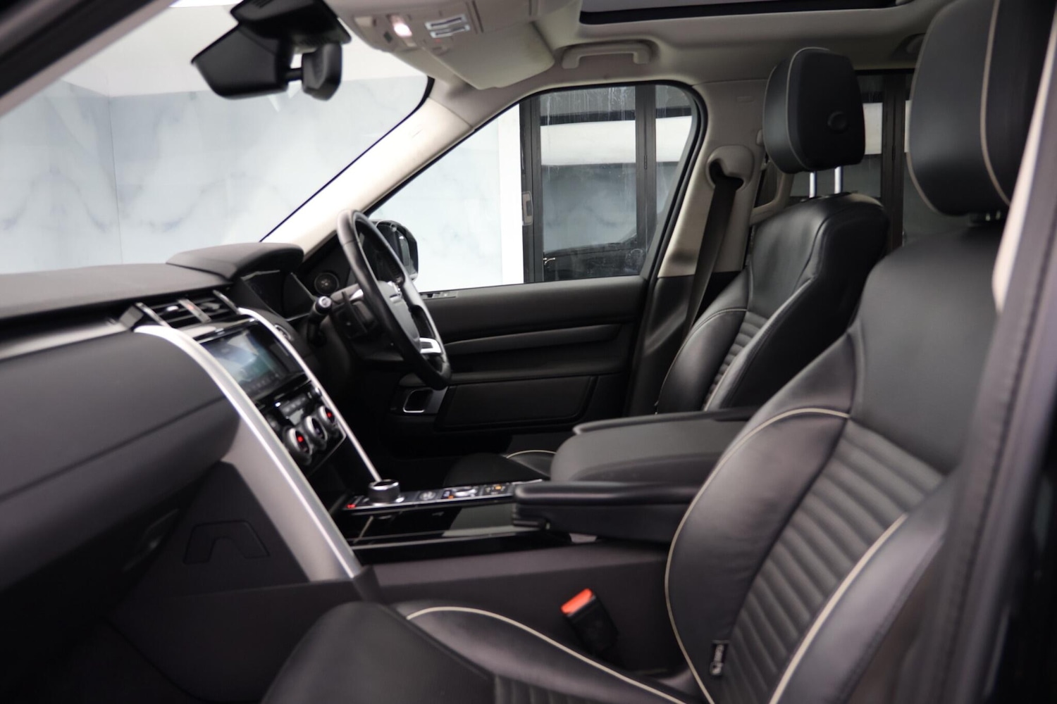 Used Land Rover Discovery 2019 for sale - 78115724: Photo 17