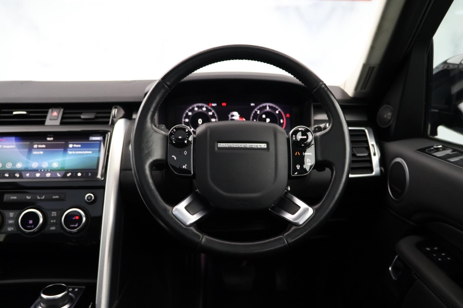 Used Land Rover Discovery 2019 for sale - 78115724: Photo 24