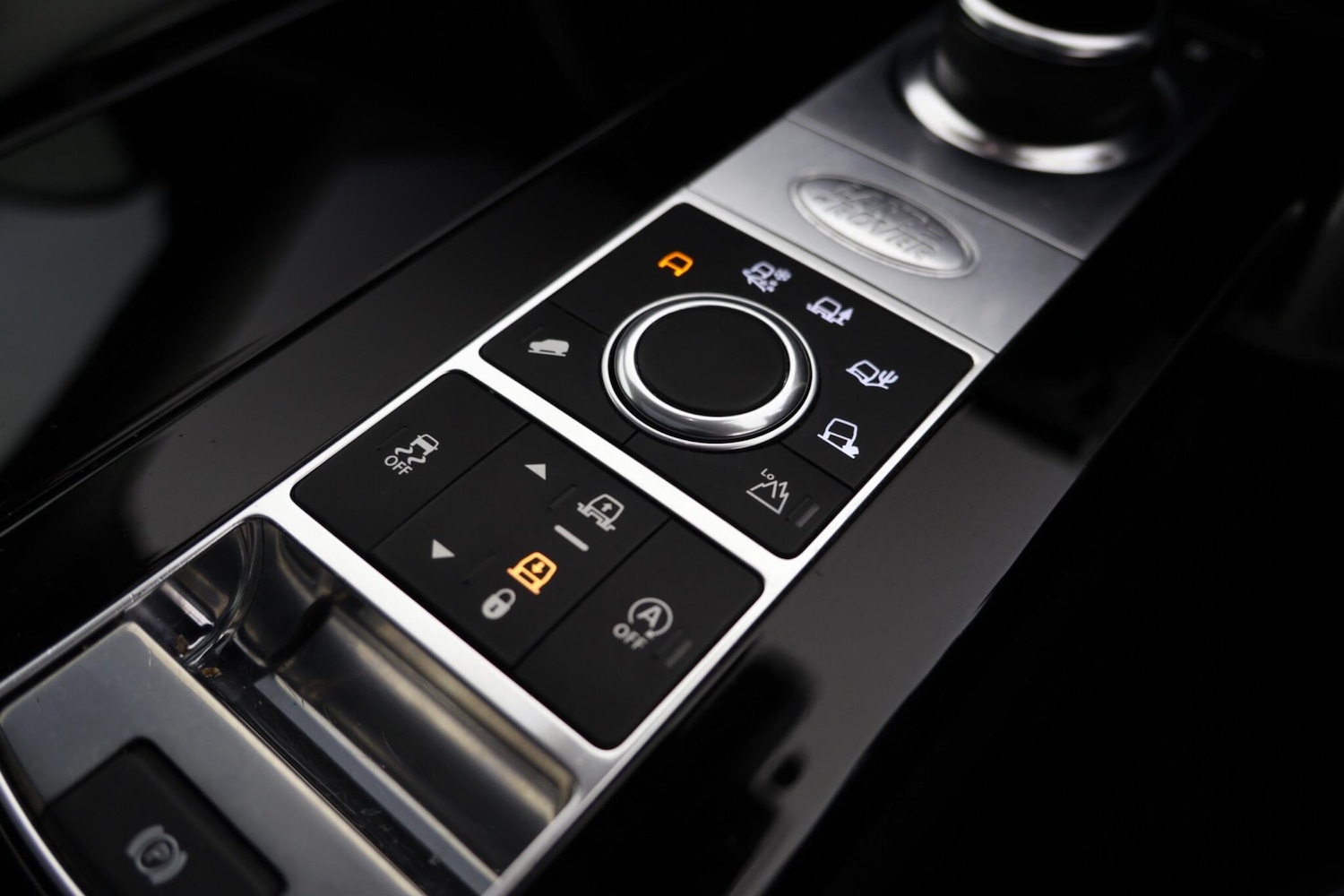 Used Land Rover Discovery 2019 for sale - 78115724: Photo 32