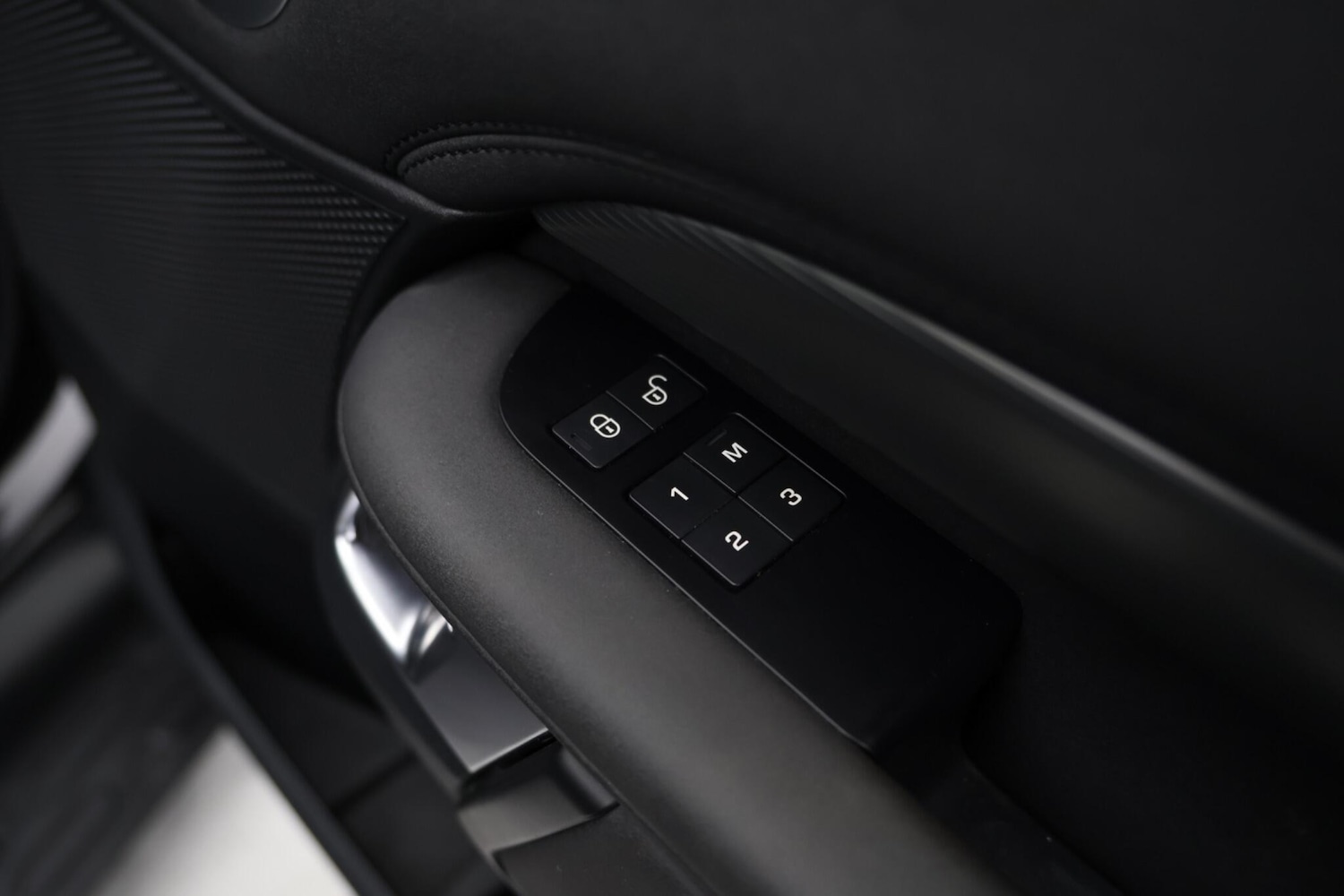 Used Land Rover Discovery 2019 for sale - 78115724: Photo 38