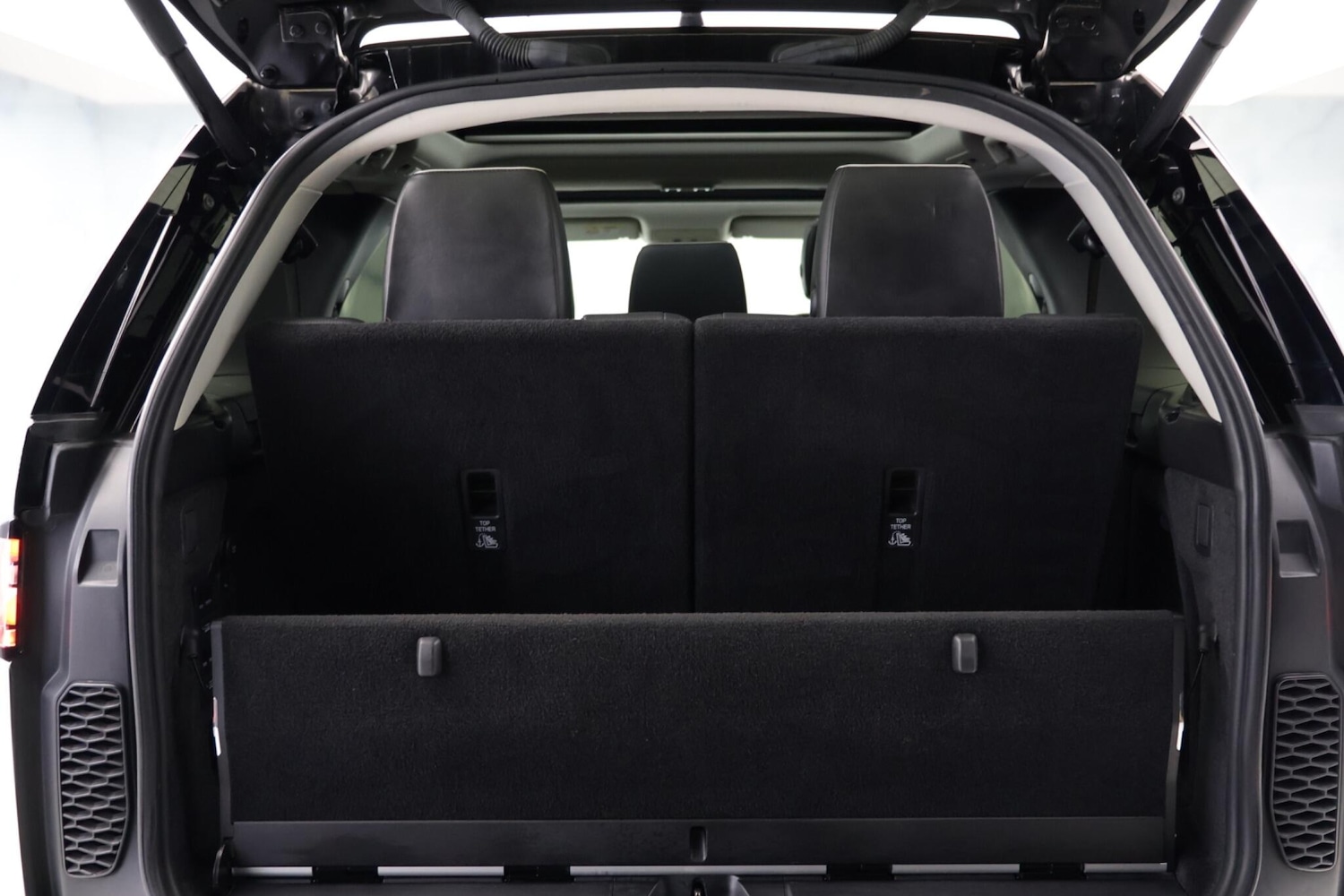 Used Land Rover Discovery 2019 for sale - 78115724: Photo 41