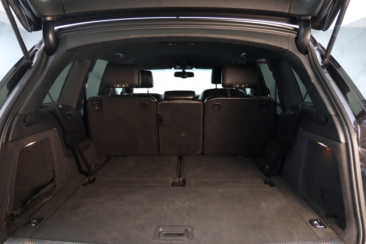 Used Audi Q7 2011 for sale - 77695695: Photo 17