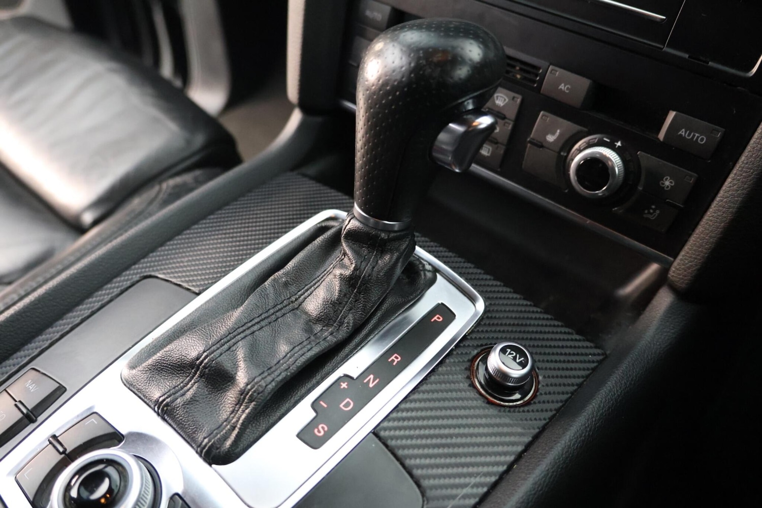 Used Audi Q7 2011 for sale - 77695695: Photo 32