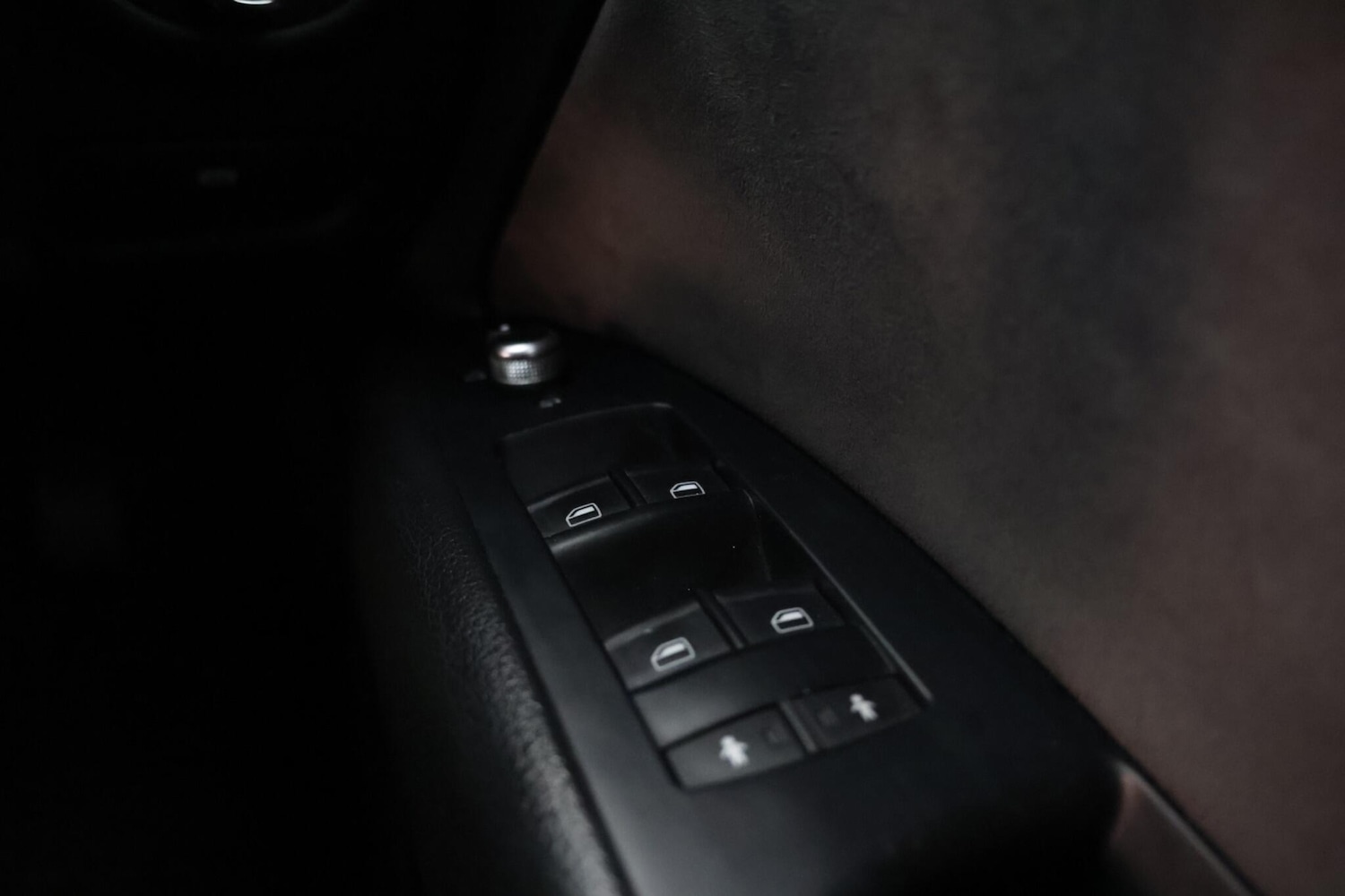 Used Audi Q7 2011 for sale - 77695695: Photo 38