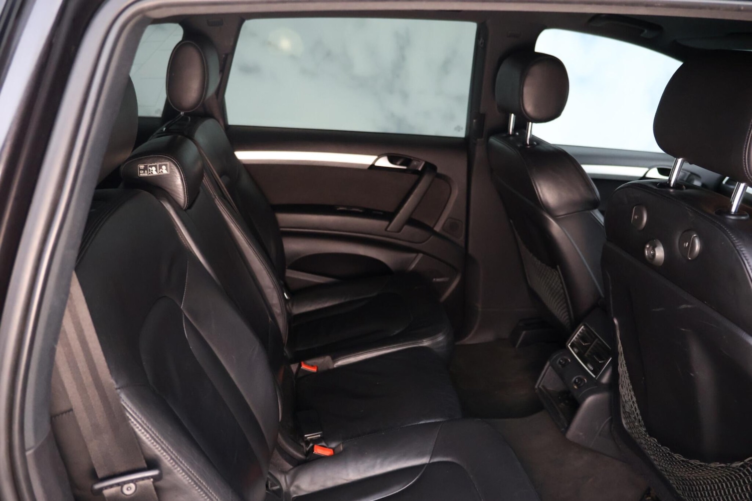 Used Audi Q7 2011 for sale - 77695695: Photo 41