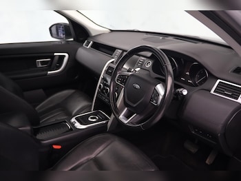 Used Land Rover Discovery Sport 2017 for sale - 79247919: Photo