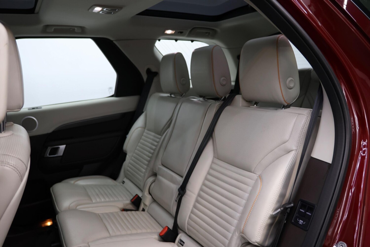 Used Land Rover Discovery 2017 for sale - 77597917: Photo 25