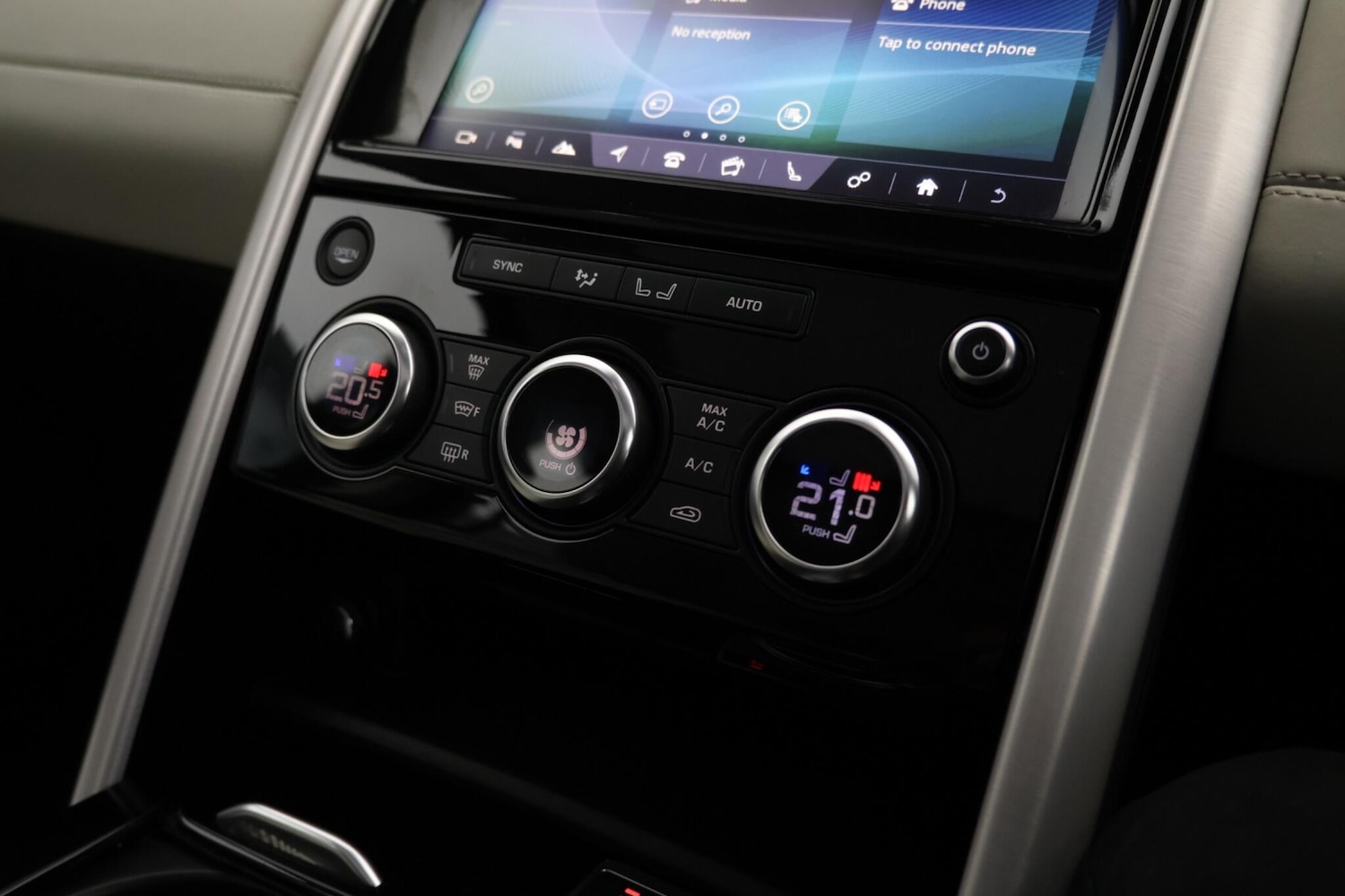 Used Land Rover Discovery 2017 for sale - 77597917: Photo 37