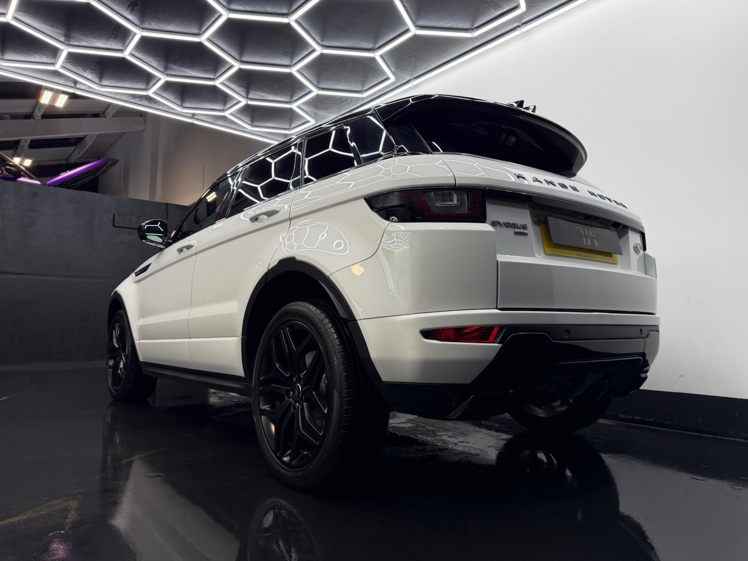 Used Land Rover Range Rover Evoque 2019 for sale - 77597604: Photo 11