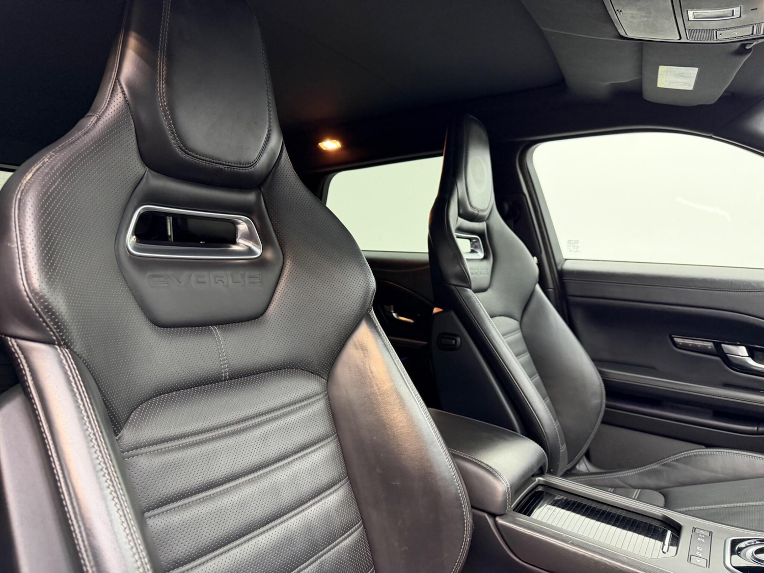 Used Land Rover Range Rover Evoque 2019 for sale - 77597604: Photo 37