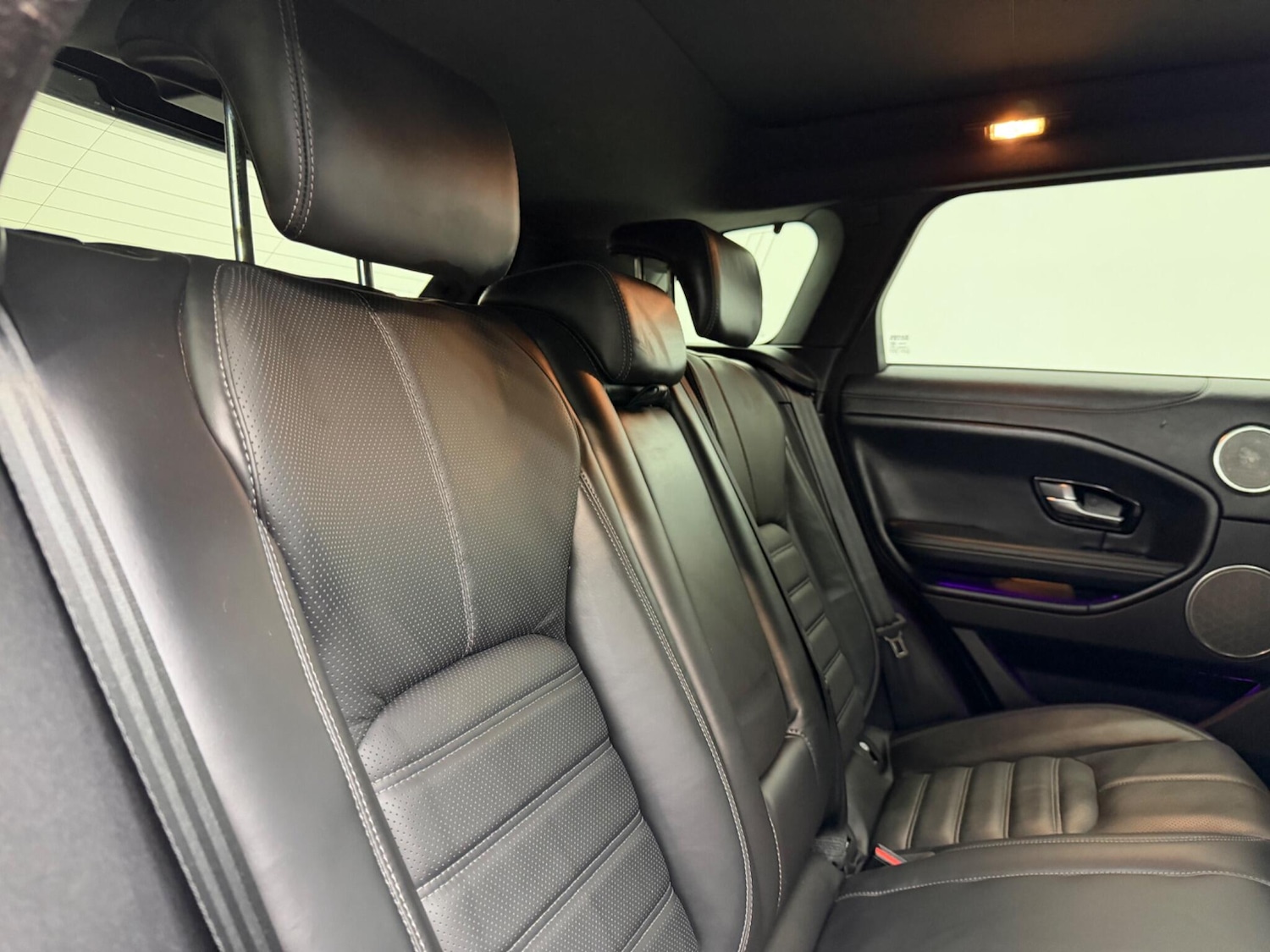 Used Land Rover Range Rover Evoque 2019 for sale - 77597604: Photo 42