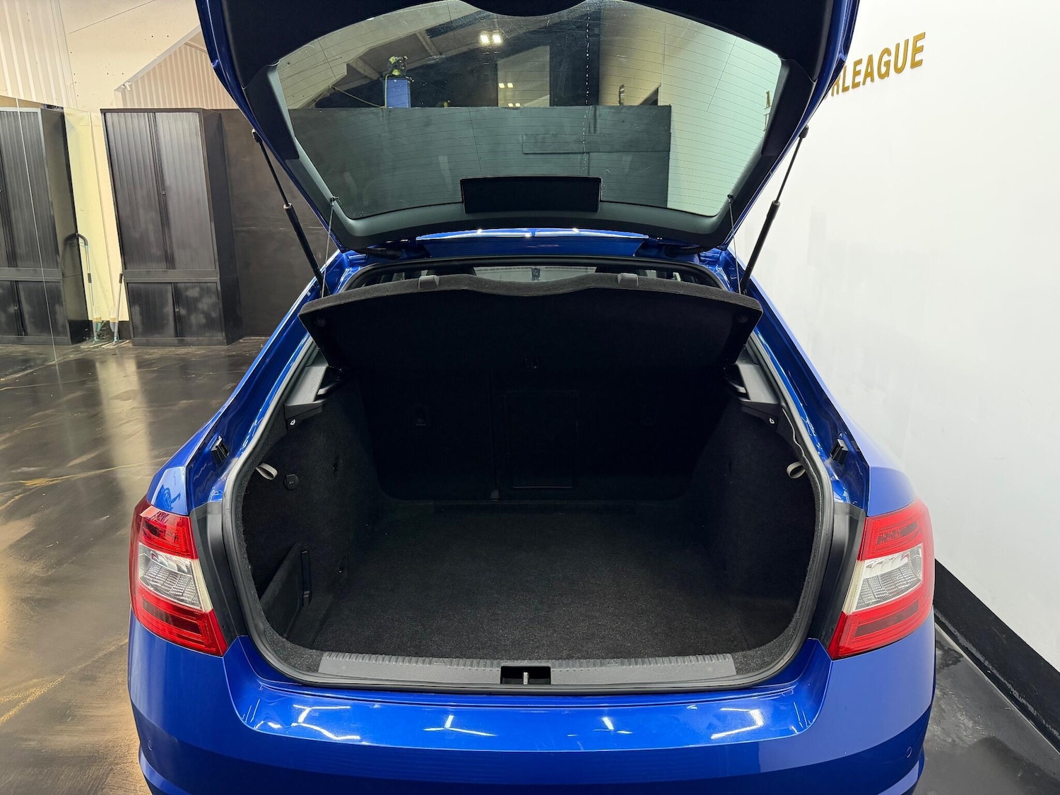 Used Skoda Octavia 2017 for sale - 77597984: Photo 12