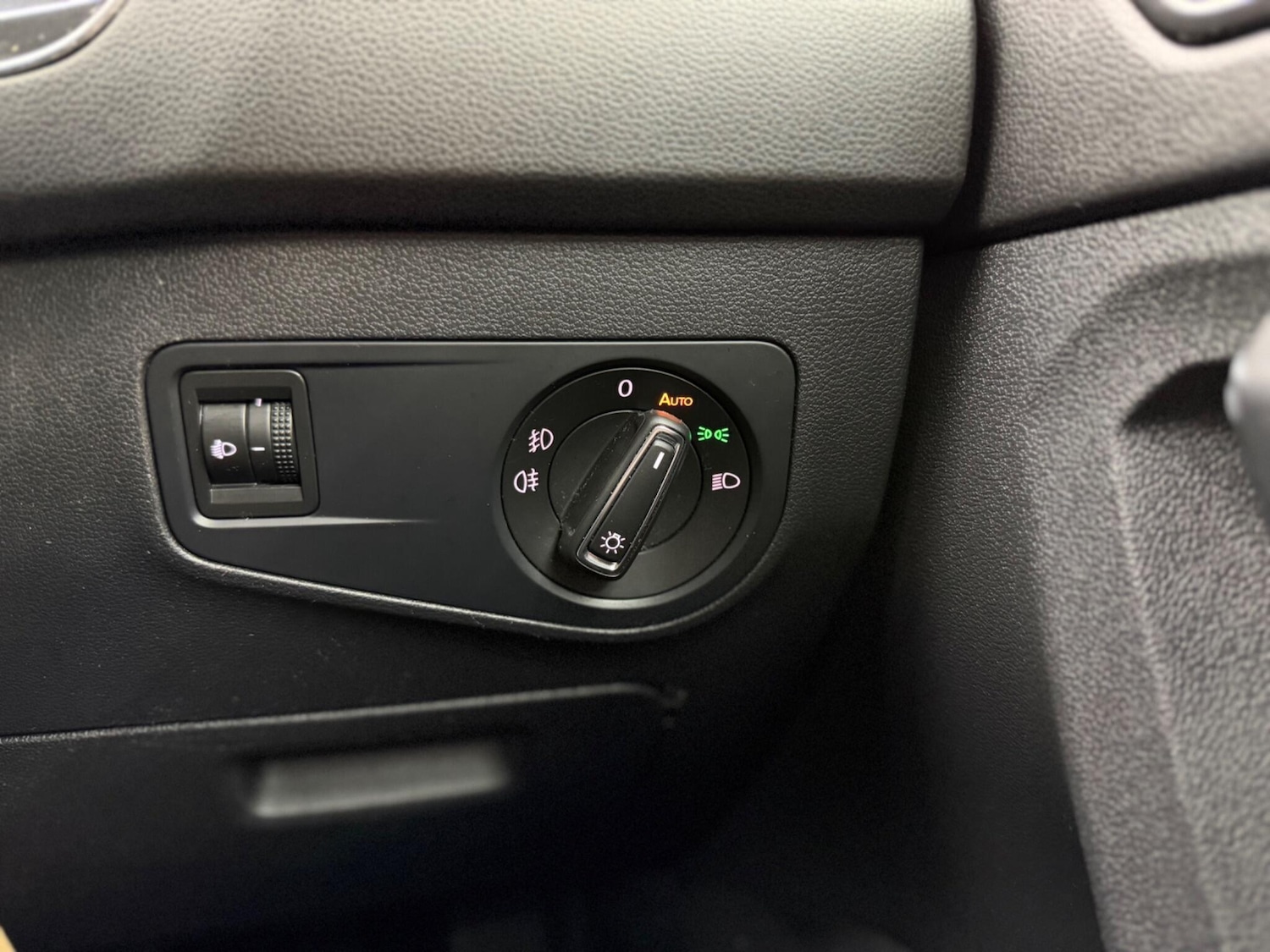 Used Volkswagen Tiguan for sale - 77598978: Photo 46