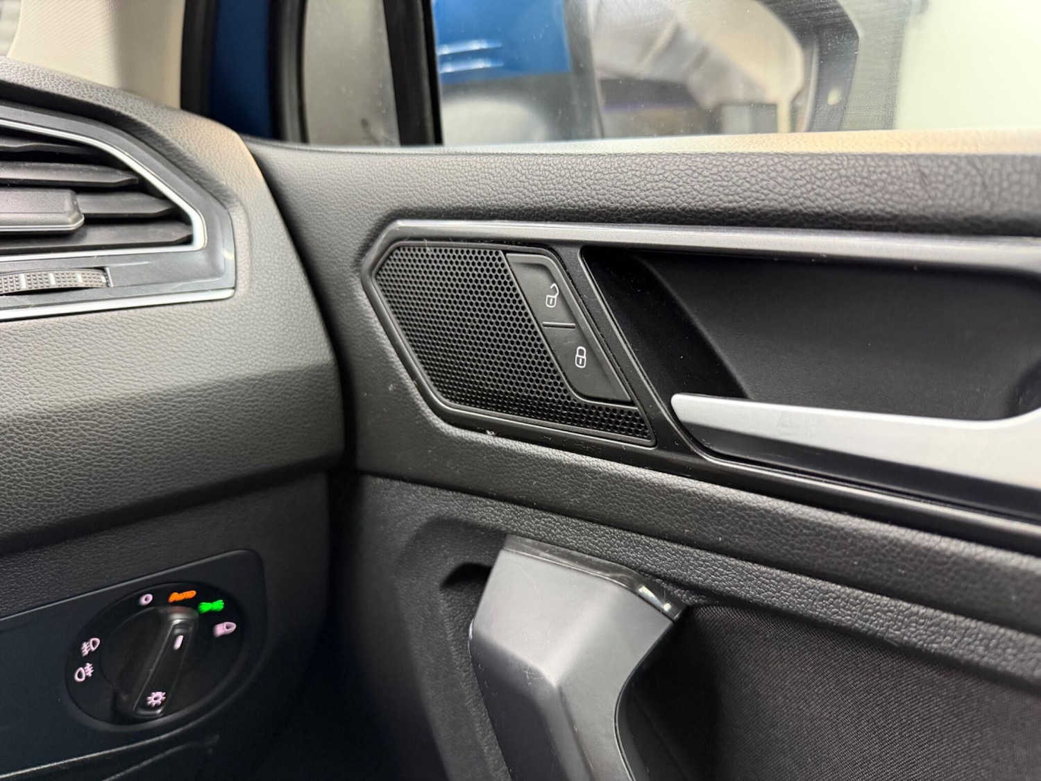 Used Volkswagen Tiguan for sale - 77598978: Photo 48